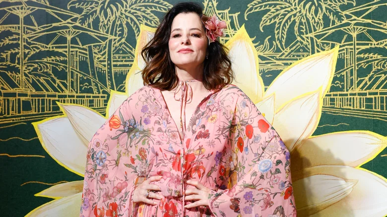 Parker Posey’s Style Transformation Is Turning Heads